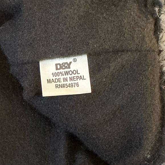 🌟HP🌟Himalayan Trapper Hat 100% Wool Black/ Ivory Handcraft Collection D&Y Nepal - Picture 7 of 8